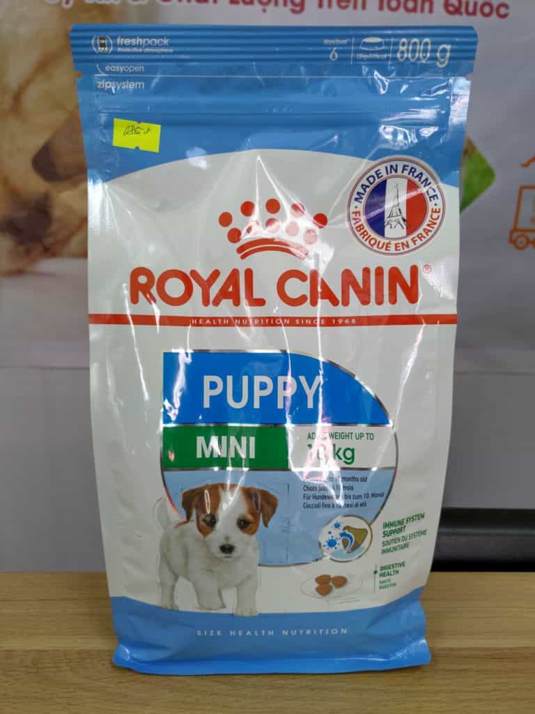 1 gói thức ăn chó Royal Canin